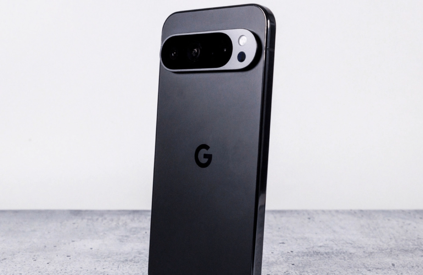 Google Pixel 10 sfida iPhone: arriva una stabilizzazione video da gimbal professionale